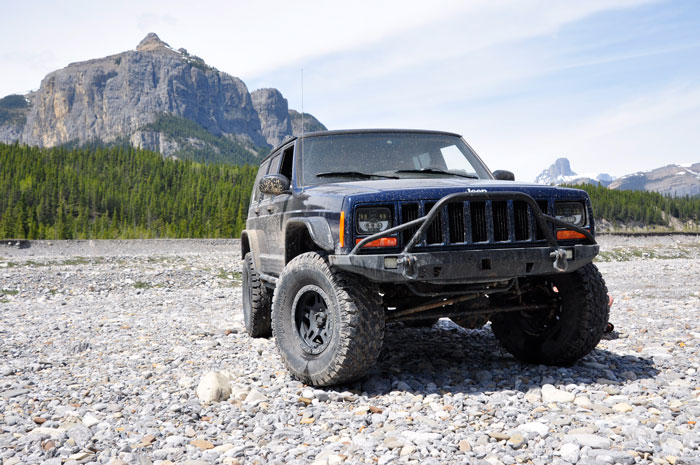 Offroad Blog and Hobbies Jeep in the Canadian Rocky Mountains